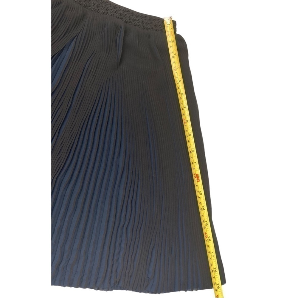 Stella Nova plisse accordion pleated black and navy sheer mini skirt - Picture 5 of 10